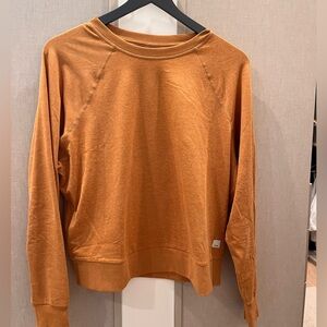 Vuori goldenrod top! Super soft :)